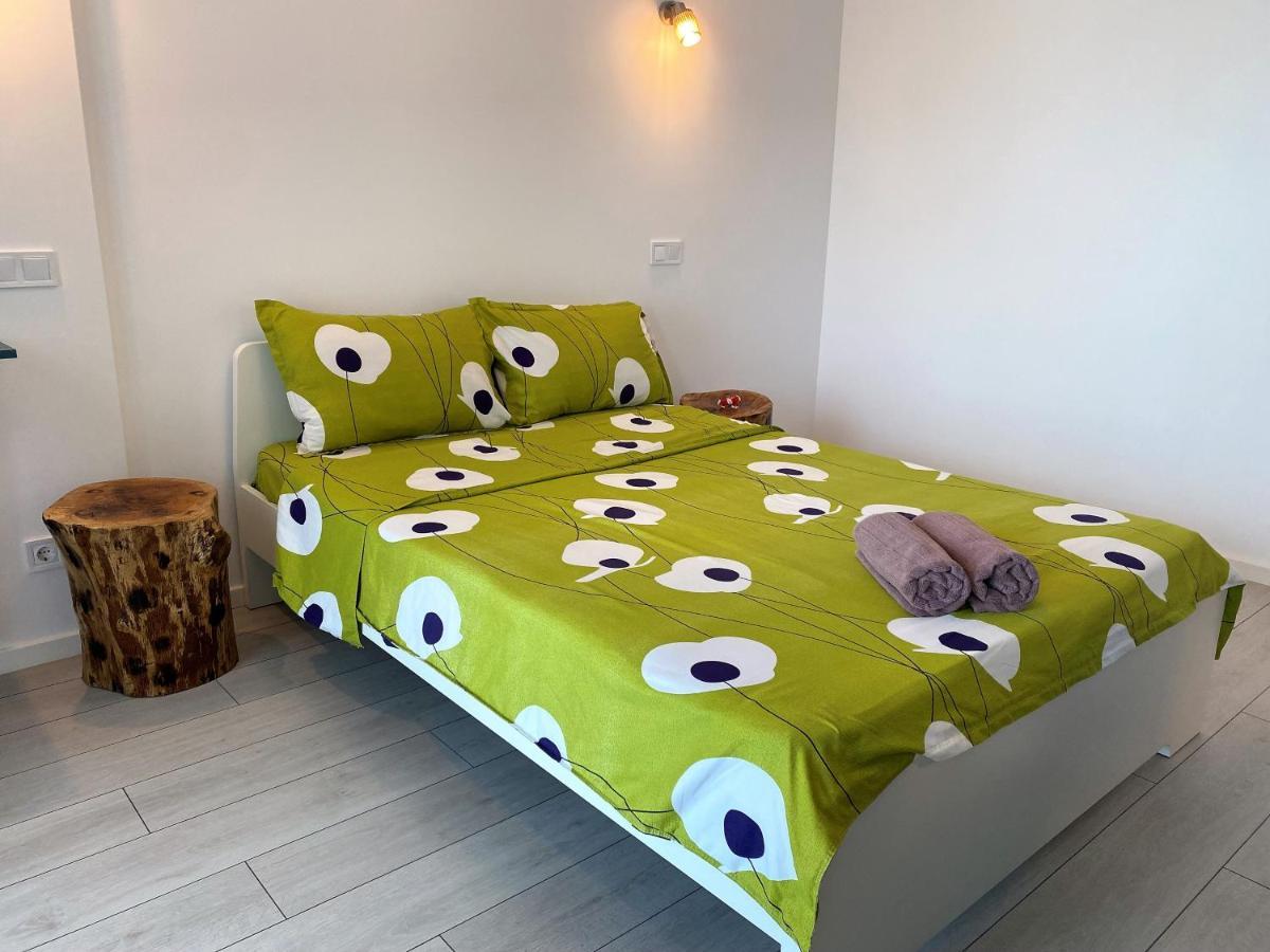 Plaza View Apartment
