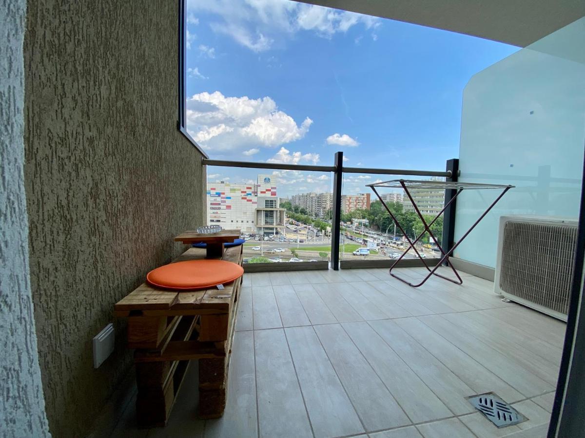 Plaza View *